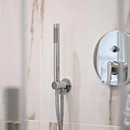 Marchese 25 아파트 *